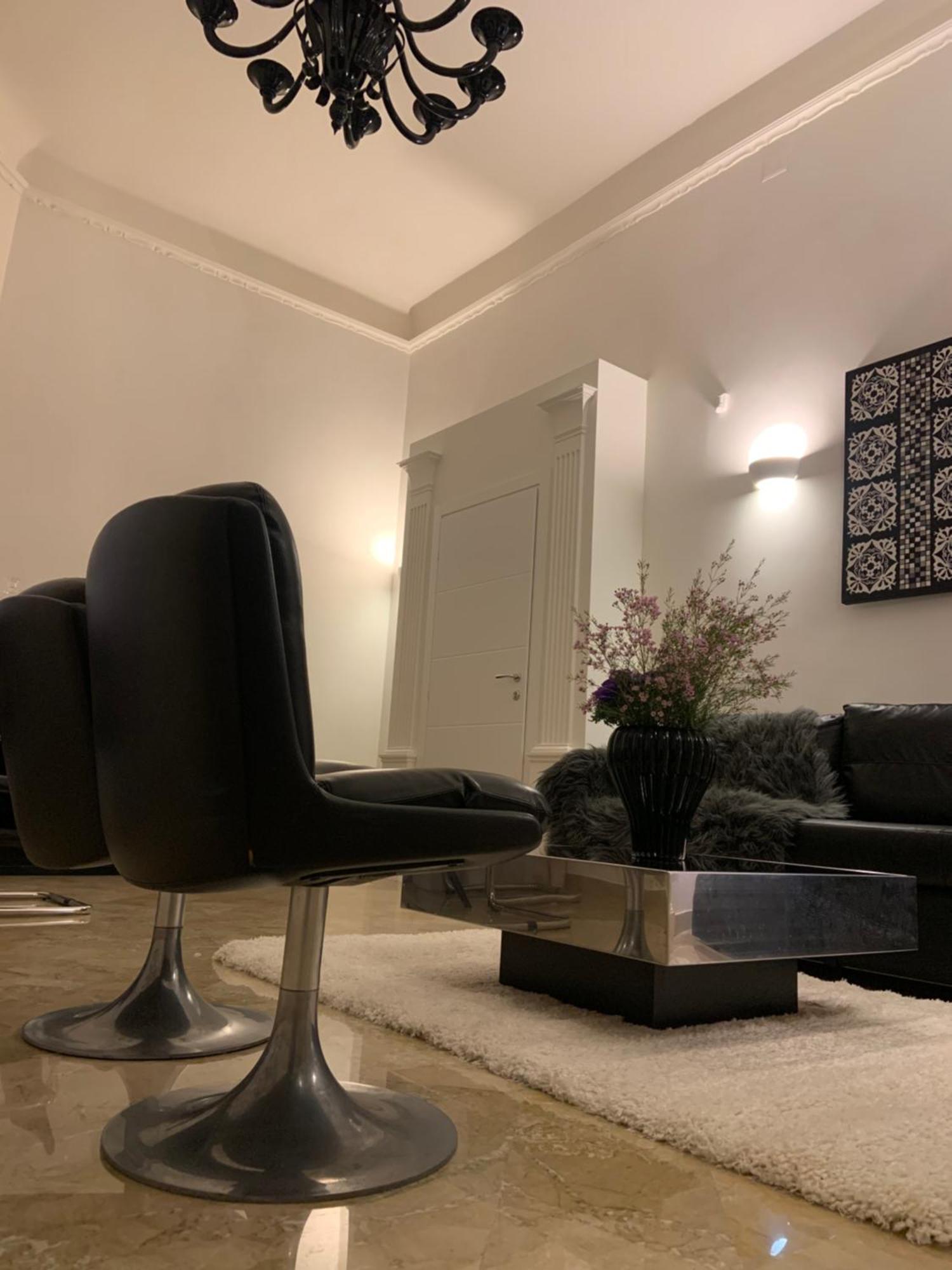 Bari Downtown Luxury Apartment Buitenkant foto